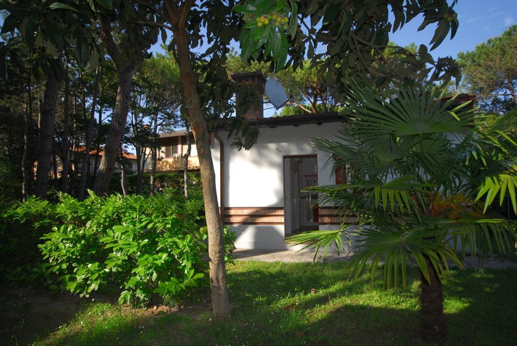Villetta Ambra Lignano Sabbiadoro Exterior photo